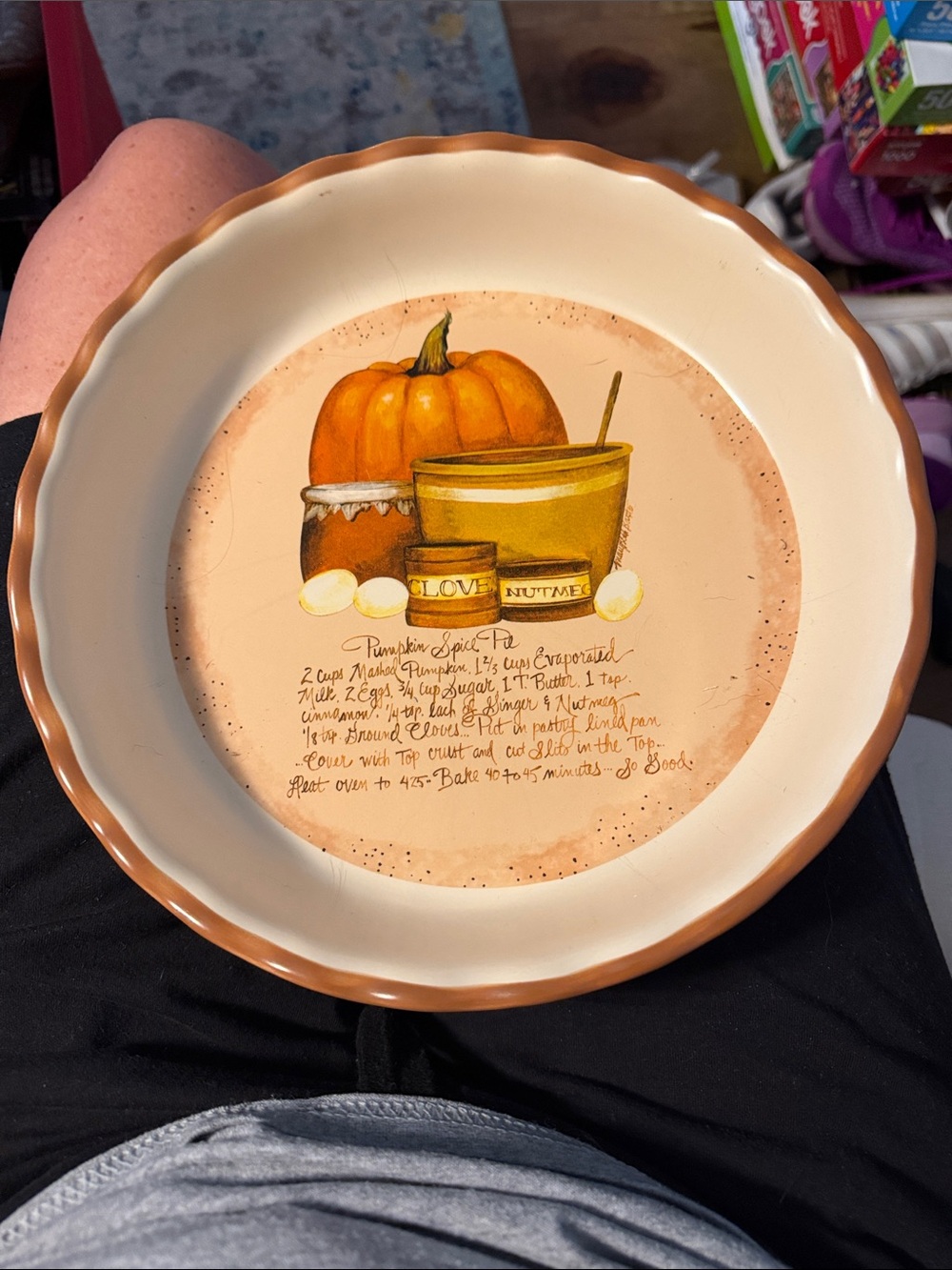 Pumpkin Spice Decorative Pie Plate - Cream and Orange